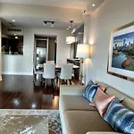Modern Westwood Executive Suite Near Ucla & Beverly Hills